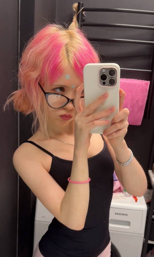 Cute candid moment 4